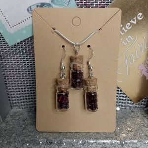 Glass bottle Garnet crystal jewelry set